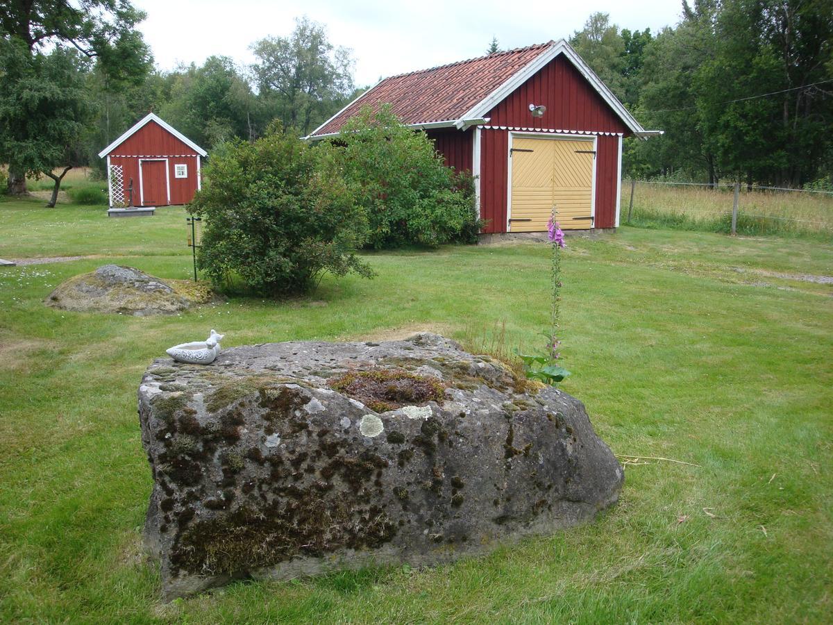 Lilla Asbotorp 2 Hotel Skovde Exterior photo